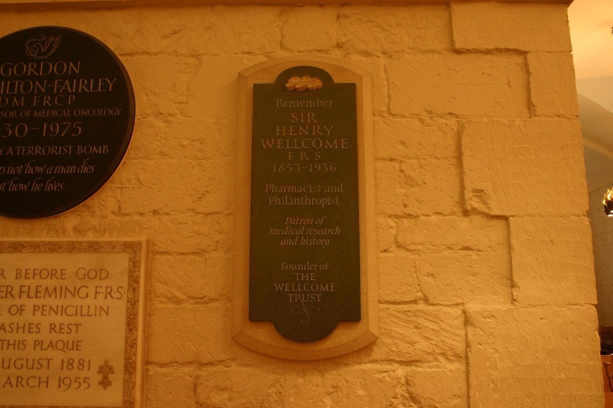 Henry Wellcome's memorial, St Paul's Cathedral, London - 01.JPG